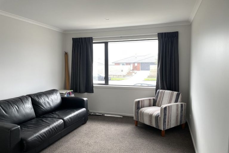 Photo of property in 32 Varsity Heights, Fitzherbert, Palmerston North, 4410