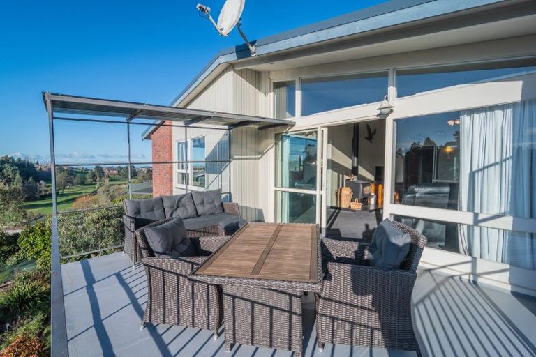 Photo of property in 215 Douglas Street, Highfield, Timaru, 7910