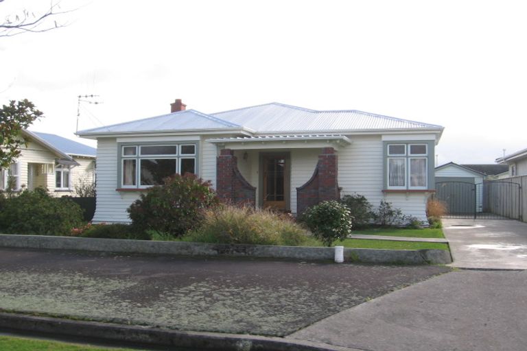 Photo of property in 19 Florence Avenue, Palmerston North, 4414