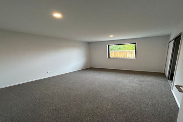 Photo of property in 18 Lorenzos Lane, Halswell, Christchurch, 8025