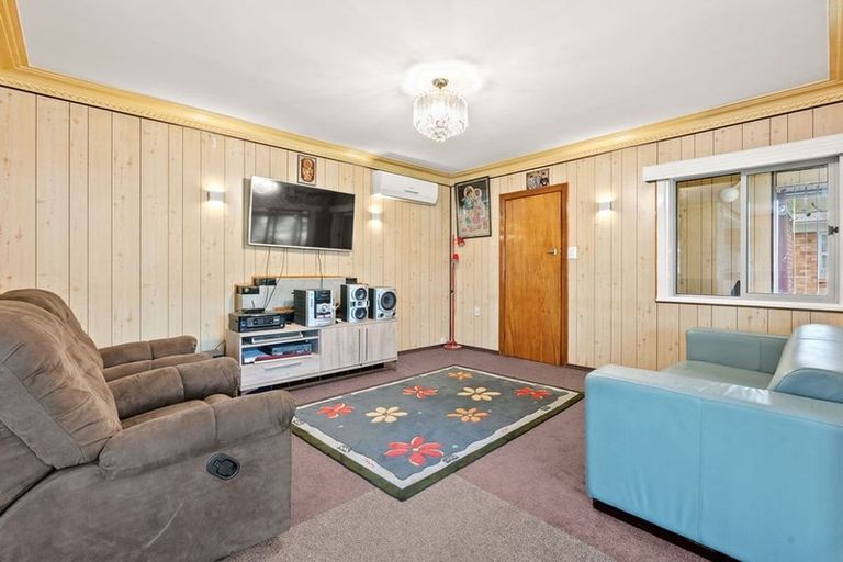 Photo of property in 57 Settlement Road, Papakura, 2110
