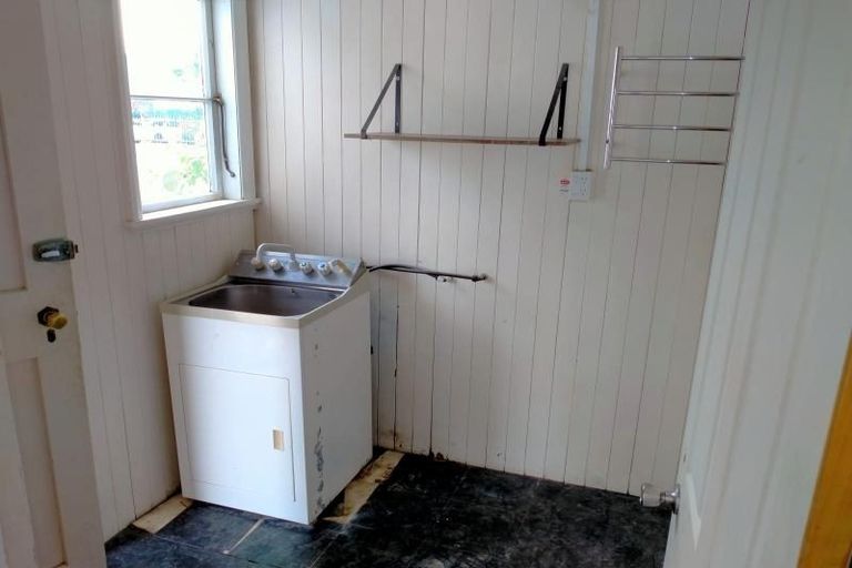 Photo of property in 12 Kauri Street, Roslyn, Palmerston North, 4414