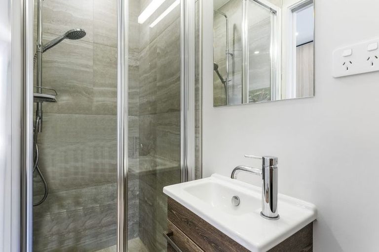 Photo of property in 44 Hadlow Terrace, Grey Lynn, Auckland, 1021