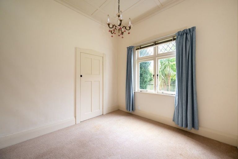 Photo of property in 903 Caroline Road, Mayfair, Hastings, 4122