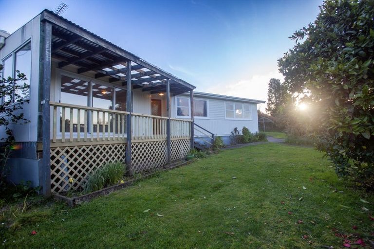 Photo of property in 15 Frances Street, Tirau, 3410