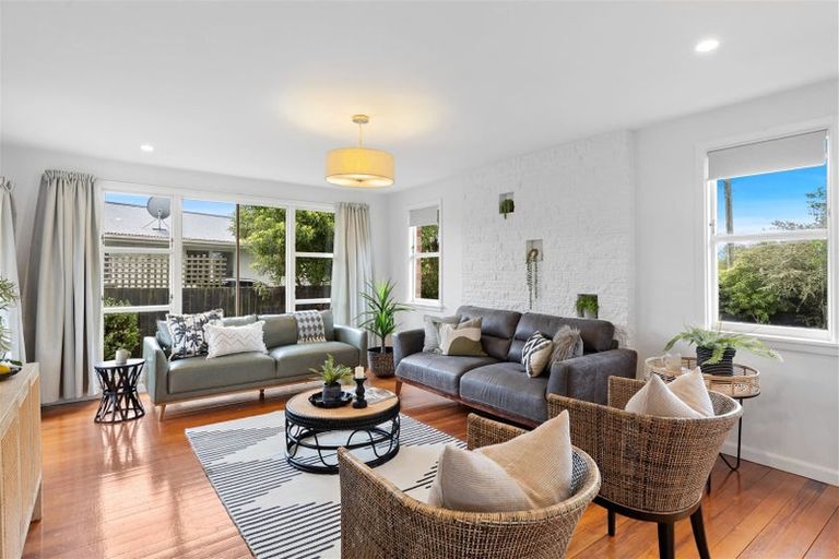 Photo of property in 13 Yeovil Place, St Albans, Christchurch, 8052