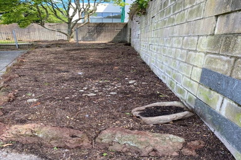 Photo of property in 24 Aotea Road, Glen Eden, Auckland, 0602