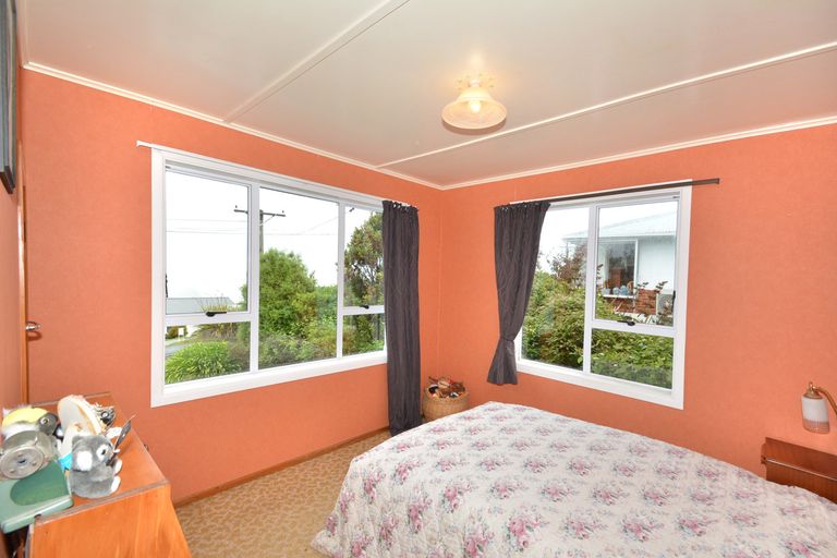 Photo of property in 8 Mcdonald Street, Brockville, Dunedin, 9011