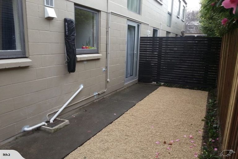 Photo of property in 1/137 Holly Road, St Albans, Christchurch, 8014