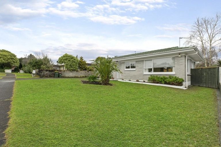 Photo of property in 1/5 Ashdown Place, Pahurehure, Papakura, 2113