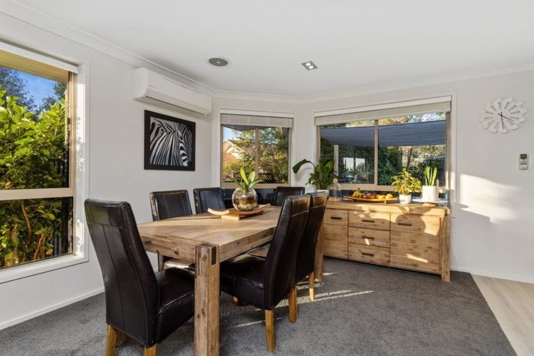 Photo of property in 14 Stonedge Lane, Rosedale, Auckland, 0632