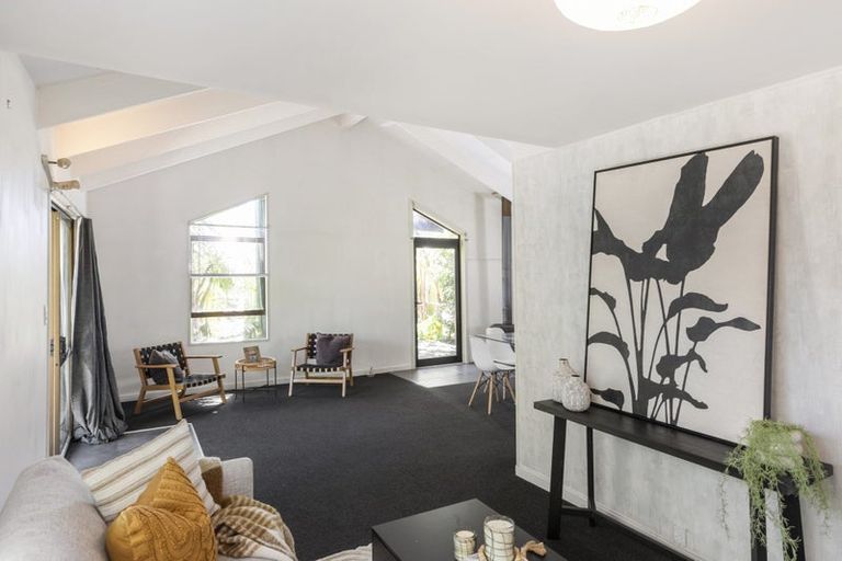 Photo of property in 22 Larnach Street, Waimairi Beach, Christchurch, 8083