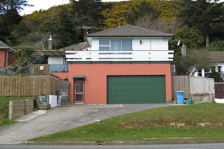 Photo of property in 59 Coast Road, Wainuiomata, Lower Hutt, 5014