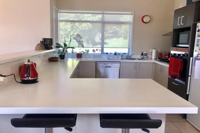 Photo of property in 12 Driftwood Drive, Red Beach, 0932