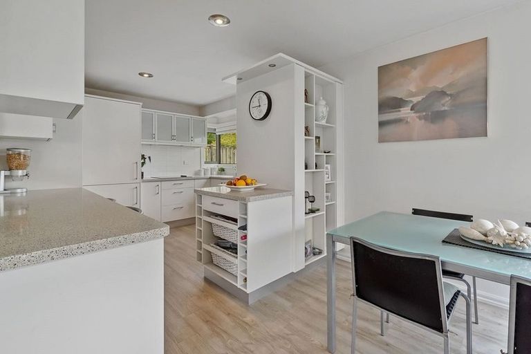 Photo of property in 2/3 Hart Road, Hauraki, Auckland, 0622