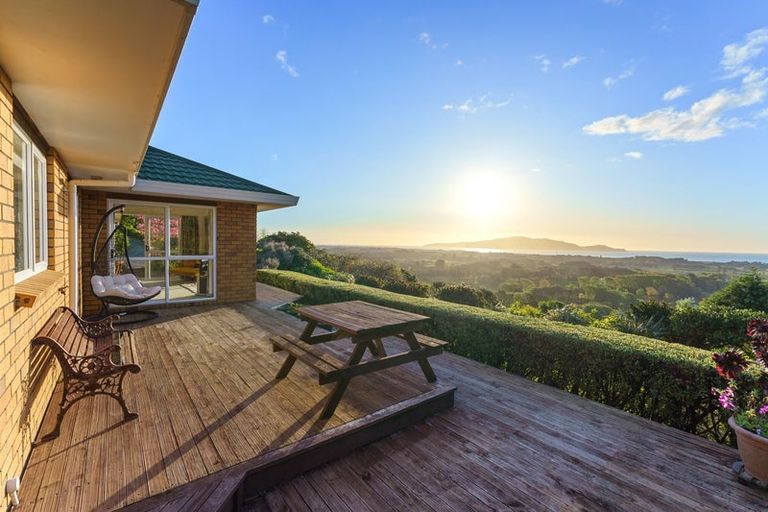 Photo of property in 227 Huia Street, Waikanae, 5391