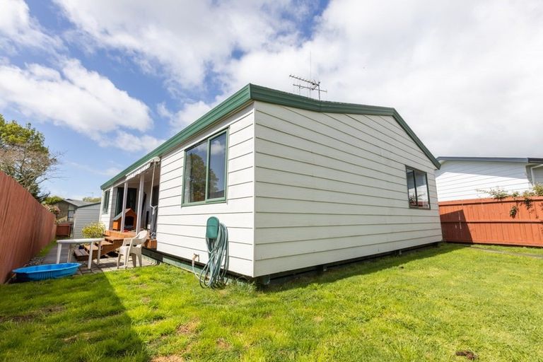 Photo of property in 5 Caulfield Place, Nawton, Hamilton, 3200