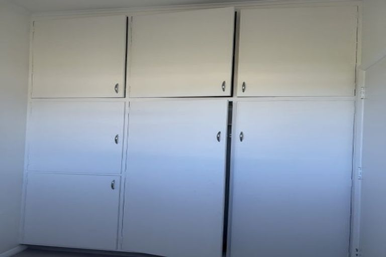 Photo of property in 16 Strathmore Avenue, Strathmore Park, Wellington, 6022