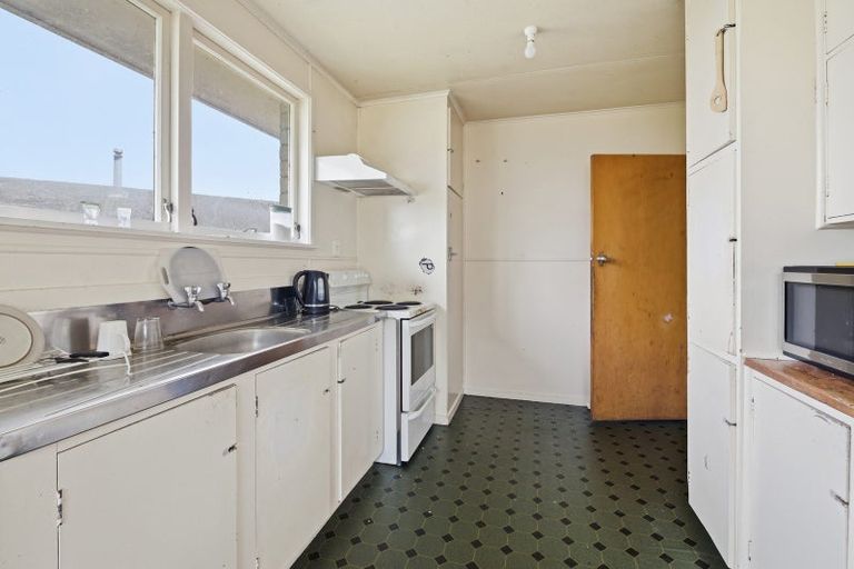 Photo of property in 42 Harold Crescent, Fordlands, Rotorua, 3015