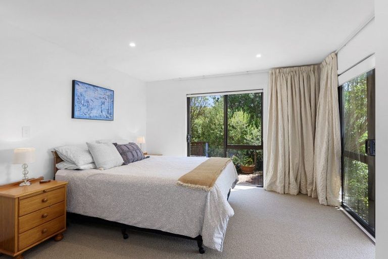 Photo of property in 4 De Thier Lane, Richmond Hill, Christchurch, 8081