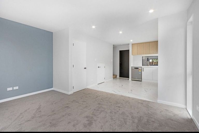 Photo of property in 2/14 Short Street, Waltham, Christchurch, 8011