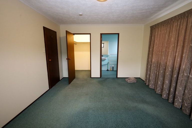 Photo of property in 71 Glenross Street, Glenross, Dunedin, 9011