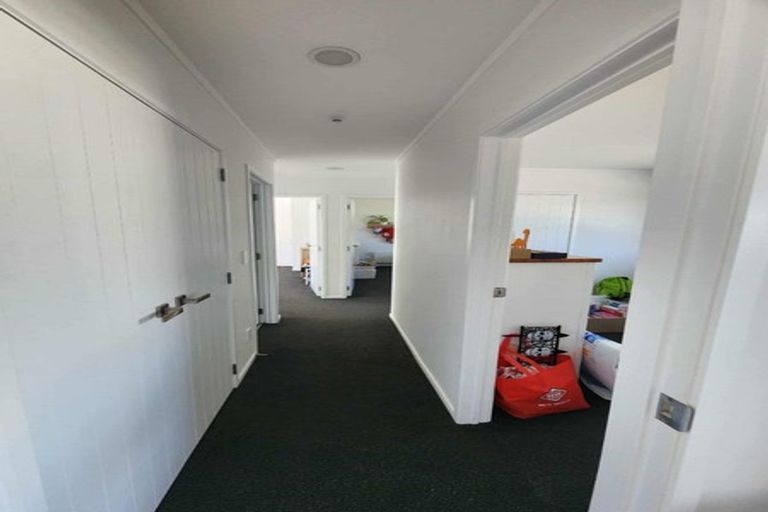 Photo of property in 10b Redditch Place, Papamoa Beach, Papamoa, 3118