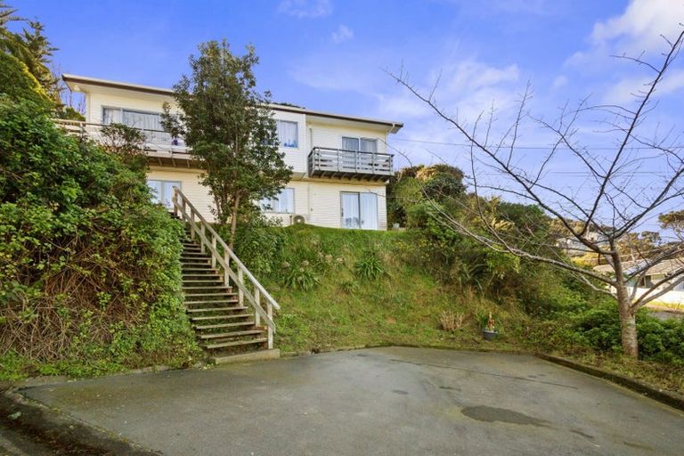 Photo of property in 1/9 Wye Street, Island Bay, Wellington, 6023