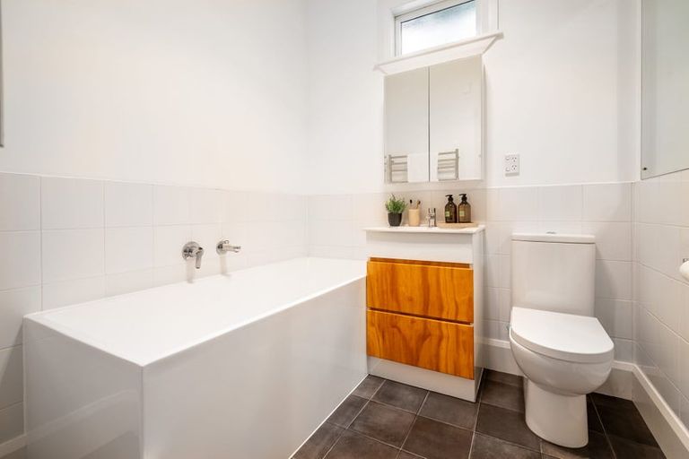 Photo of property in 42 Petrie Street, Richmond, Christchurch, 8013