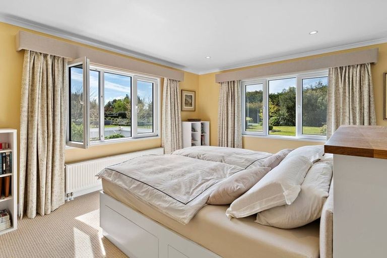 Photo of property in 4 Campbell Drive, Martinborough, 5711