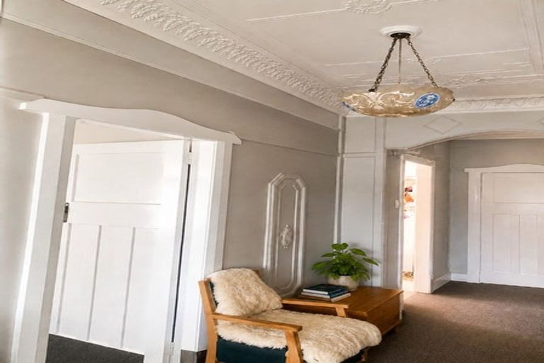 Photo of property in 38 Kensington Avenue, Petone, Lower Hutt, 5012
