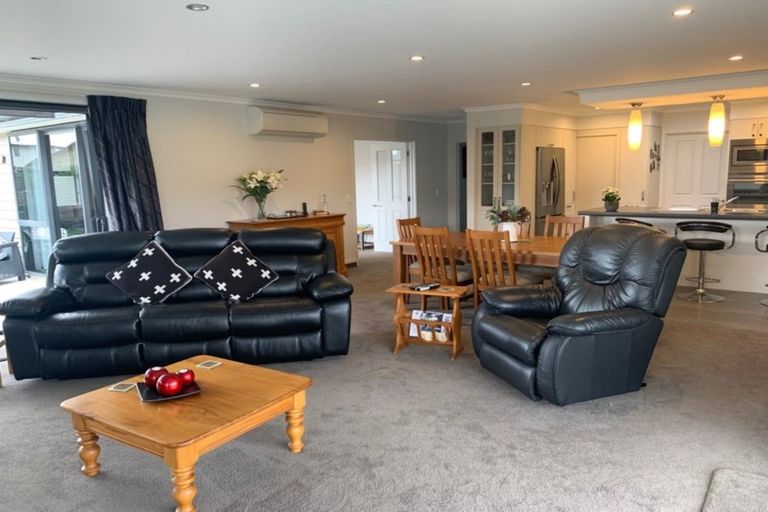 Photo of property in 28 Matthews Crescent, Cromwell, 9310