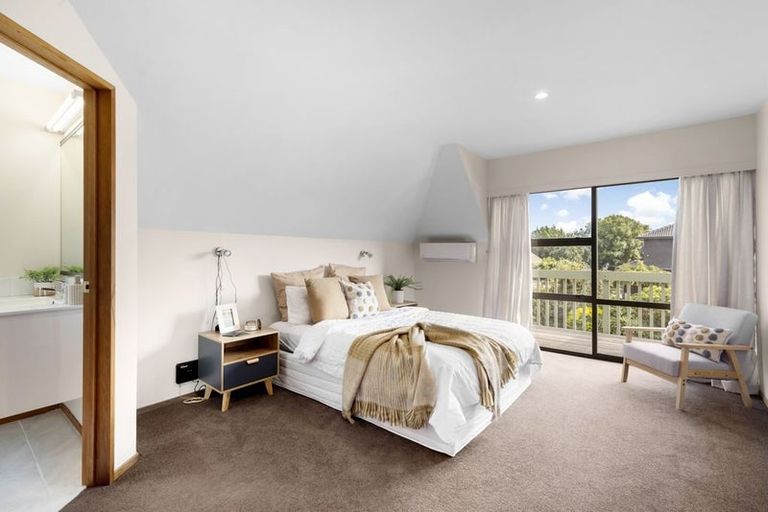 Photo of property in 5 Lancewood Drive, Halswell, Christchurch, 8025