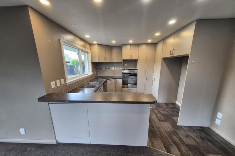 Photo of property in 35 Glenmore Avenue, Casebrook, Christchurch, 8051