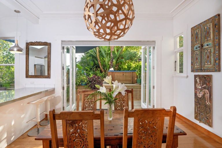 Photo of property in 7 Mason Place, Ohope, 3121