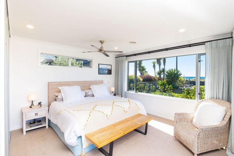 Photo of property in 60 Le Quesne Road, Bay View, Napier, 4104