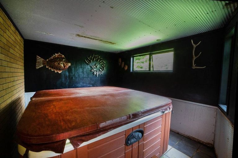 Photo of property in 32 Kimihia Road, Huntly, 3700