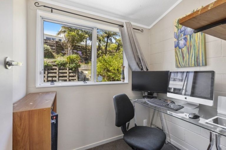 Photo of property in 43a Cypress Drive, Maungaraki, Lower Hutt, 5010
