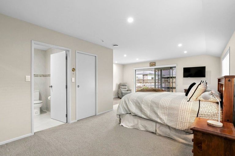 Photo of property in 137 Taylor Street, Cambridge, 3434