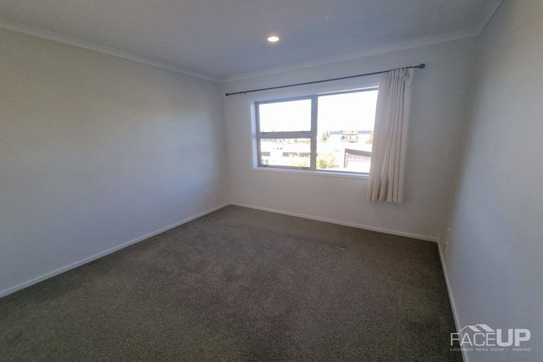 Photo of property in 49 Buckley Avenue, Hobsonville, Auckland, 0616