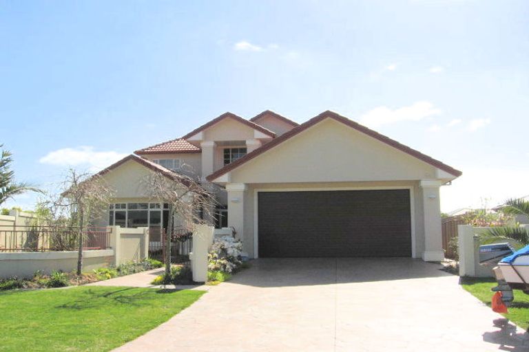 Photo of property in 76 Santa Barbara Drive, Papamoa Beach, Papamoa, 3118