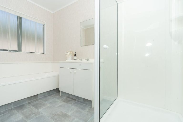 Photo of property in 30 Caversham Drive, Rototuna, Hamilton, 3210