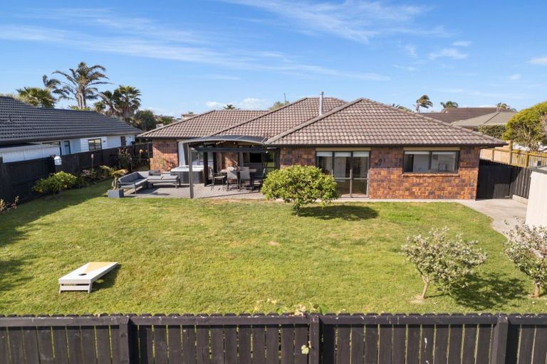 Photo of property in 21 Nicole Place, Papamoa Beach, Papamoa, 3118