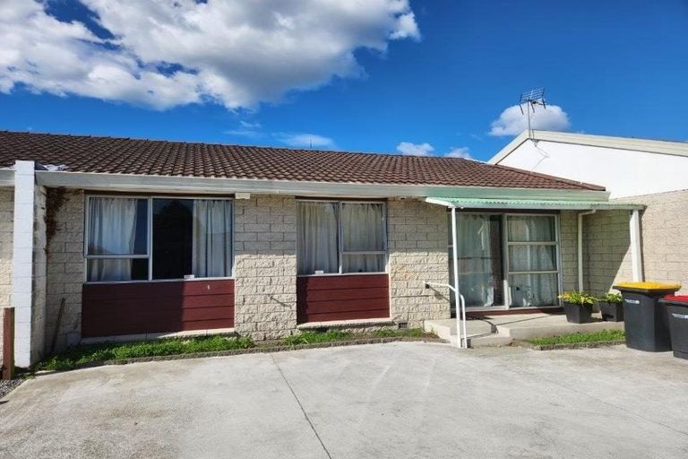 Photo of property in 3/98 Peverel Street, Riccarton, Christchurch, 8041