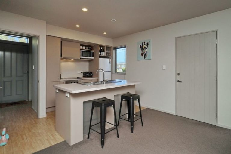 Photo of property in 76 Packe Street, Edgeware, Christchurch, 8013