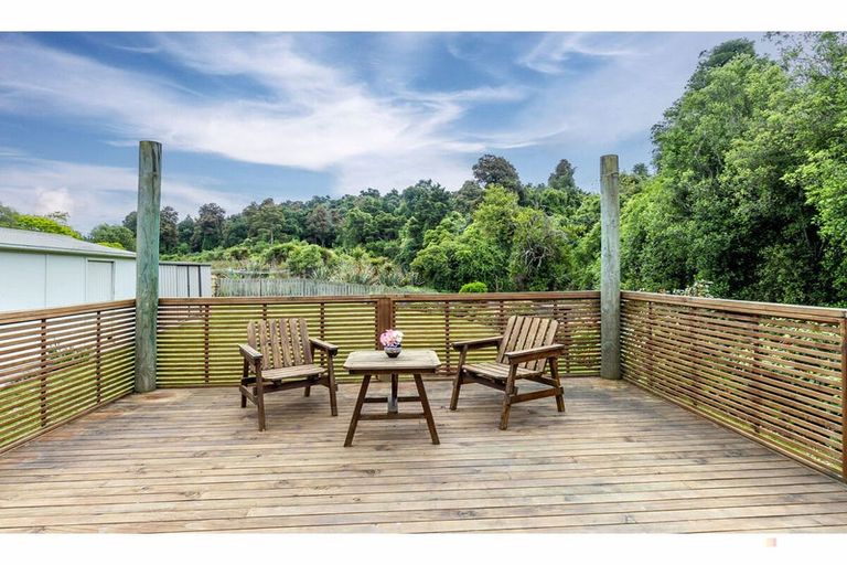 Photo of property in 18 Jollie Street, Geraldine, 7930