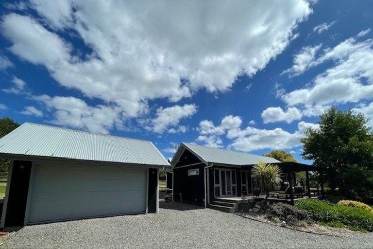 Photo of property in 37a Hardens Lane, Paremoremo, Auckland, 0632