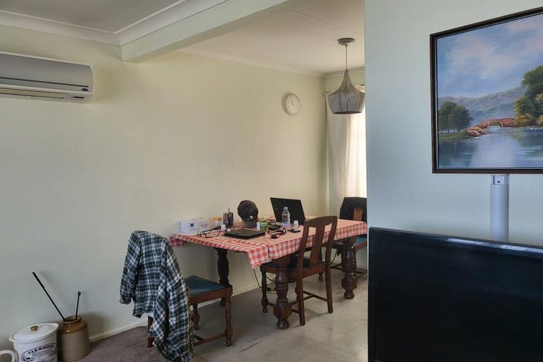 Photo of property in 25 Ruapehu Street, Castlecliff, Whanganui, 4501