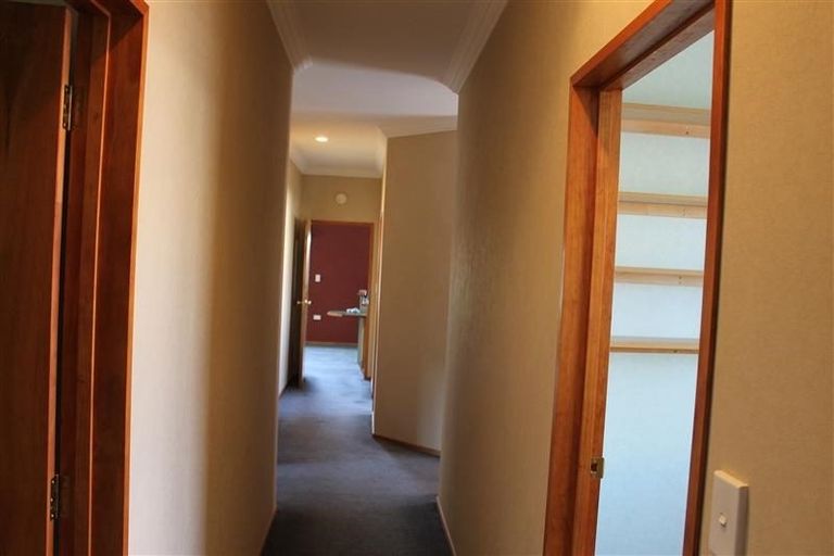Photo of property in 41 Vogel Place, Waikiwi, Invercargill, 9810