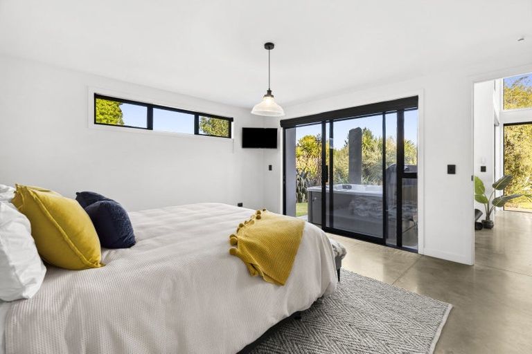 Photo of property in 3 Kapuka Lane, Wanaka, 9305